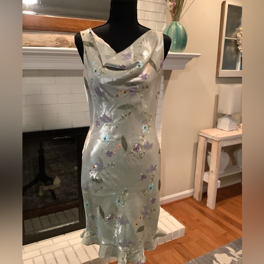 Beautiful Phillip DeCaprio Gray Floral Sheath Dress Sz 2